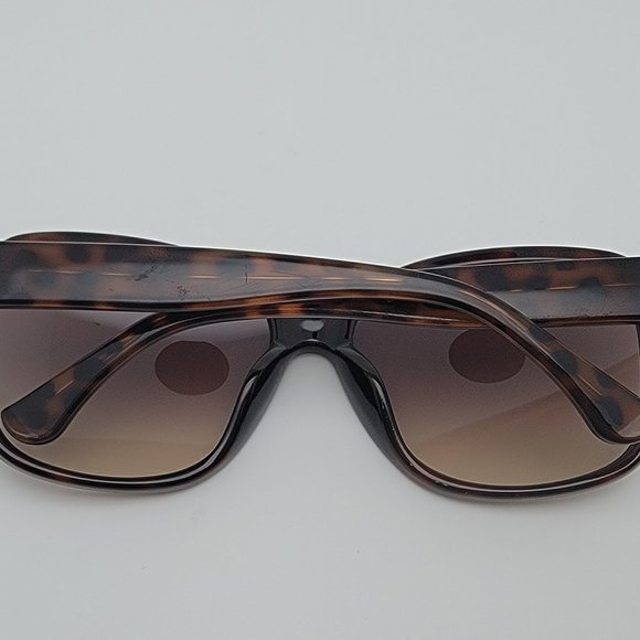 *SOLD* Michael Kors M2842S Sophia Tortoise Frame Brown Gradient Lens Sunglasses - Picture 9 of 12
